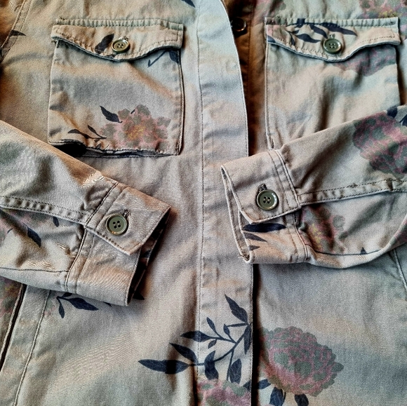 H&M Khaki Green Floral Utility Jacket Sz S - Picture 8 of 13